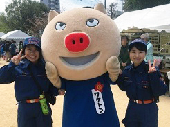 須磨妙法寺川さくらまつりの様子