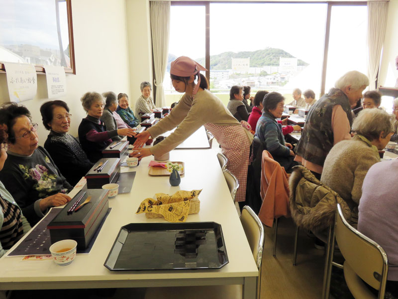 ふれあい給食の様子1